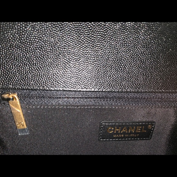 🚫SOLD🚫NEW & AUTHENTIC CHANEL BOY FLAP BAG - Picture 5 of 8